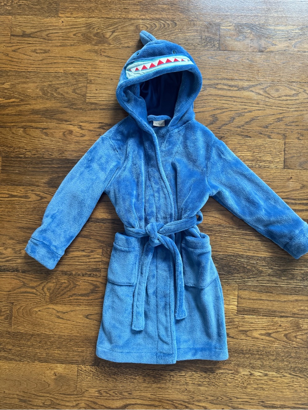 LL Bean Kids Blue Shark Hooded Bathrobe - Plush Cozy Toddler originally $60